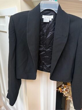 andrea polizzi Black Cropped Blazer Jacket